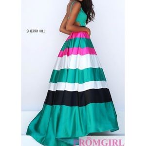 Sherri Hill size 4